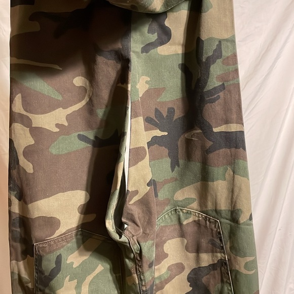 Camo - Picture 3 of 5
